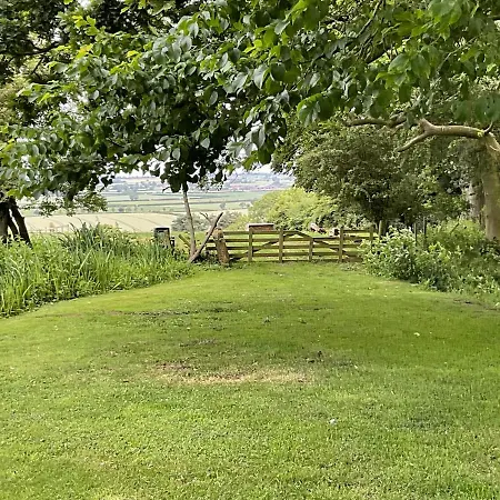 Fox Hill * Brompton (Hambleton)