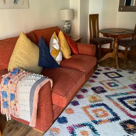 Fox Hill Bed & Breakfast *